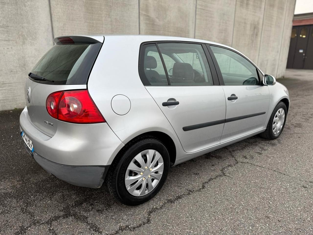 Volkswagen Golf 1.9 TDI 5p. 105CV NEOPATENTATI