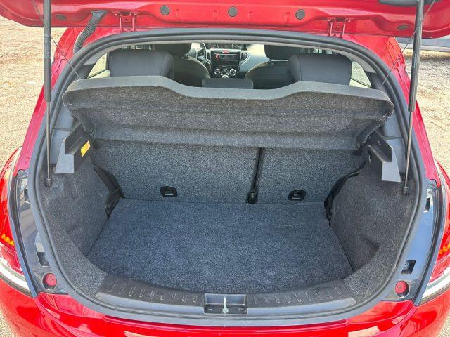 LANCIA Ypsilon OK neo pat. 1.2 69 CV GPL Ecochic Silver