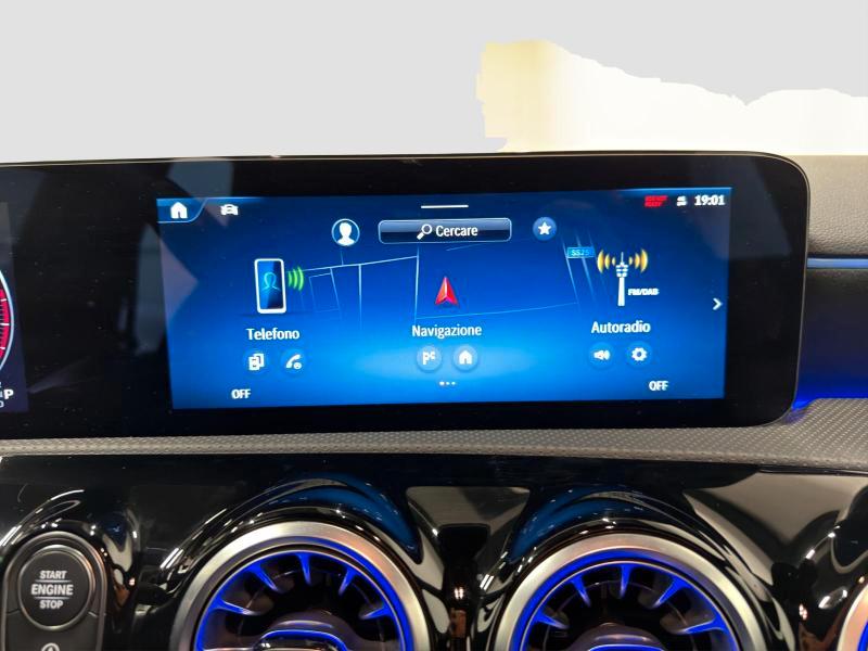 Mercedes A 180 AMG Line Premium 7G-DCT*FORMULA S*