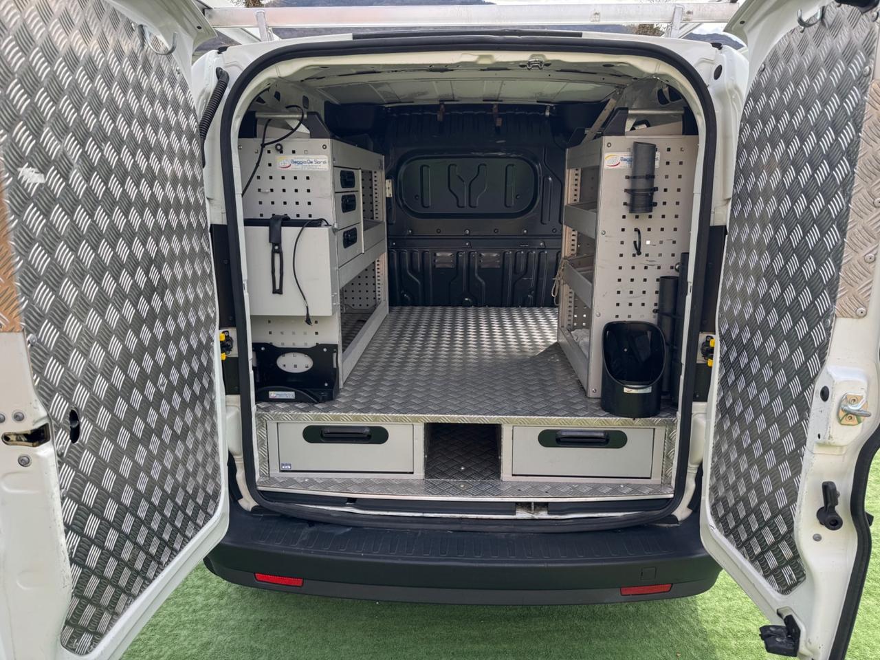 Fiat Doblo Doblò 1.6 MJT 105CV (Attrezzato)