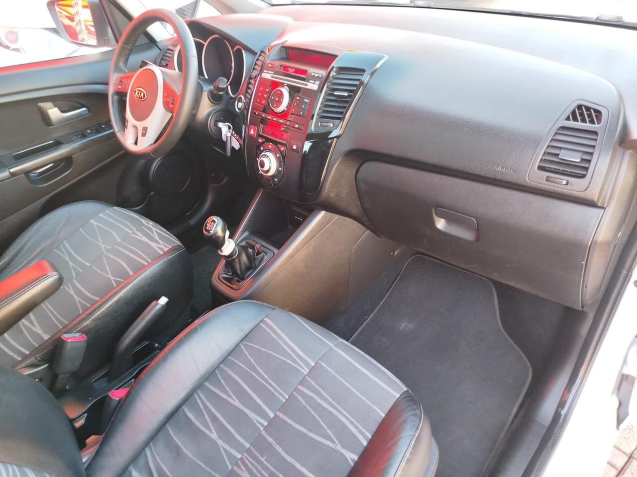 Kia Venga 1.6 CRDi VGT TX