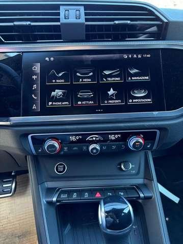 Audi Q3 SPB 40 TDI quattro S tronic Identity Black MATRIX