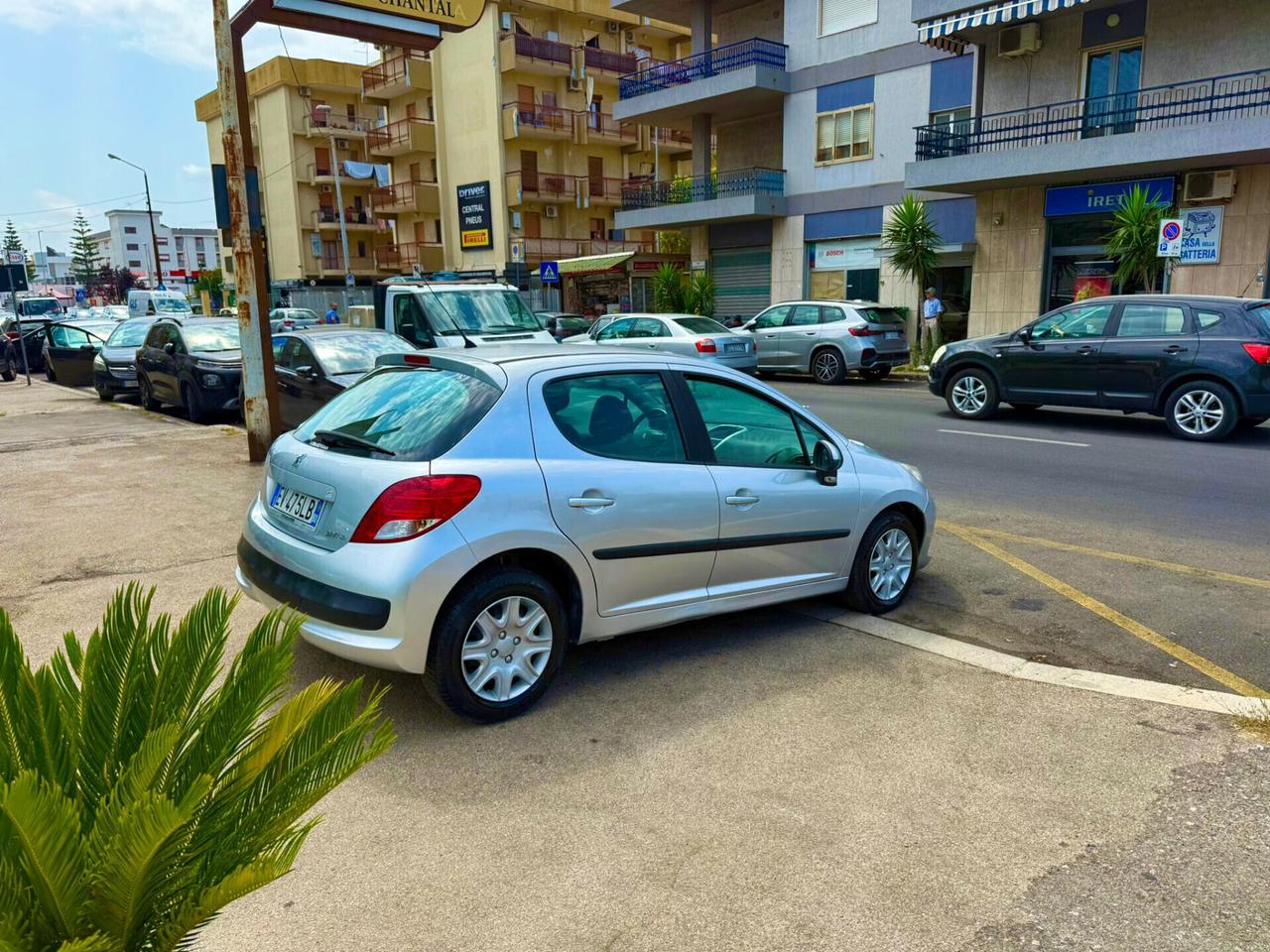 Peugeot 207 Plus 1.4 HDi 70CV 5 porte