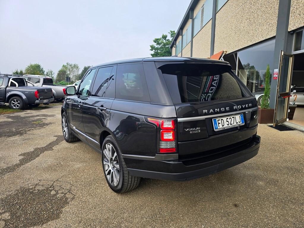 Land Rover Range 4.4 SDV8 VOGUE
