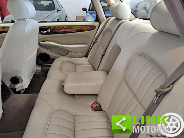 JAGUAR XJ 3.2 cat Executive