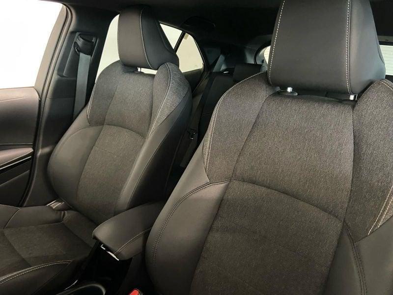 Toyota Corolla 1.8 Hybrid Style