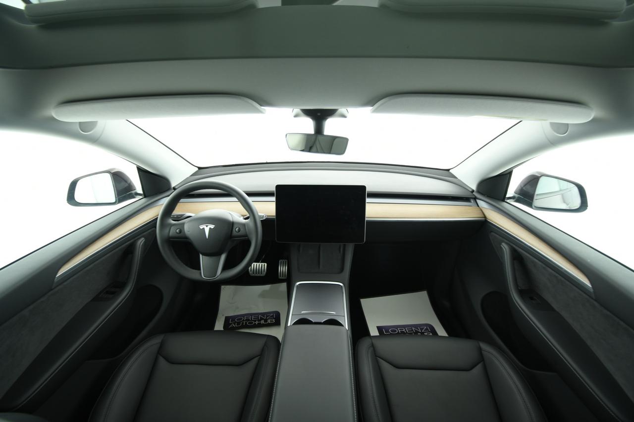 TESLA Model Y Performance Dual Motor awd +AUTOPILOT