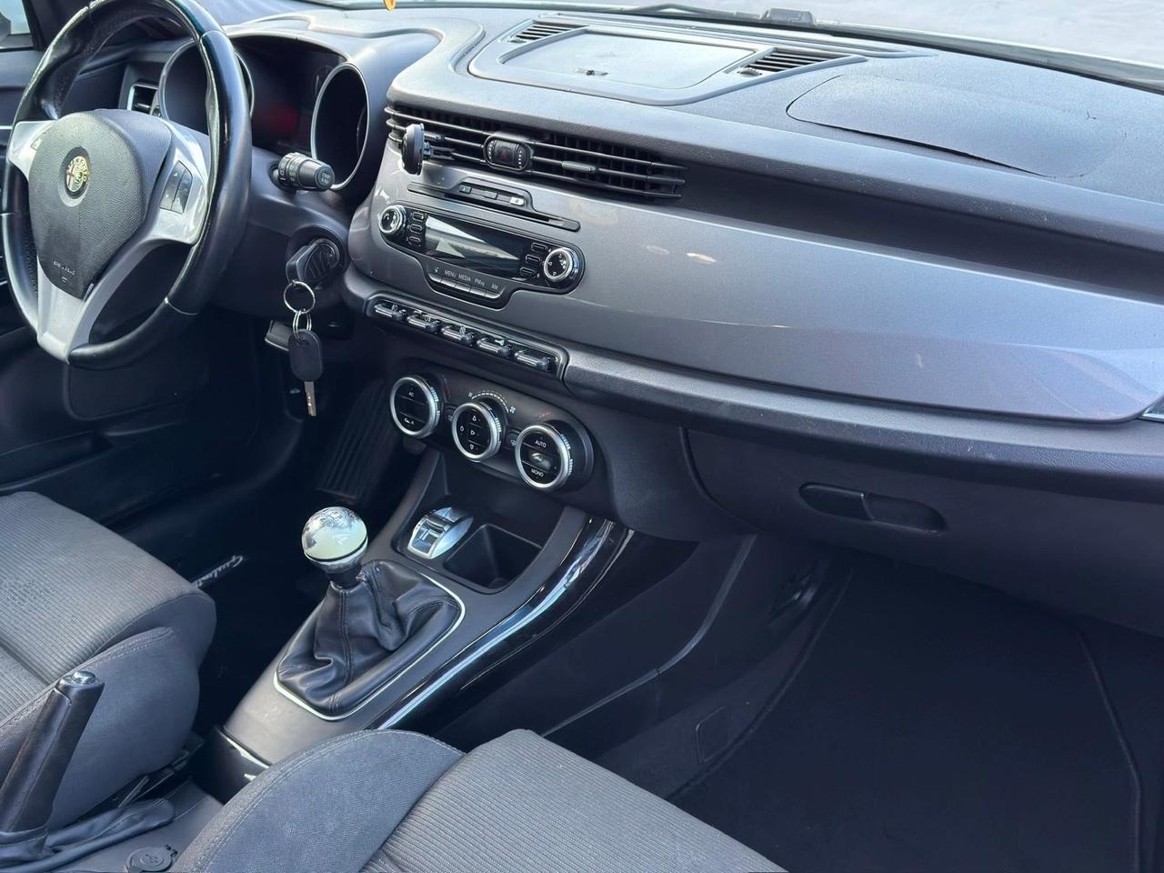 Alfa Romeo Giulietta 1.6 JTDm-2 105 CV Distinctive