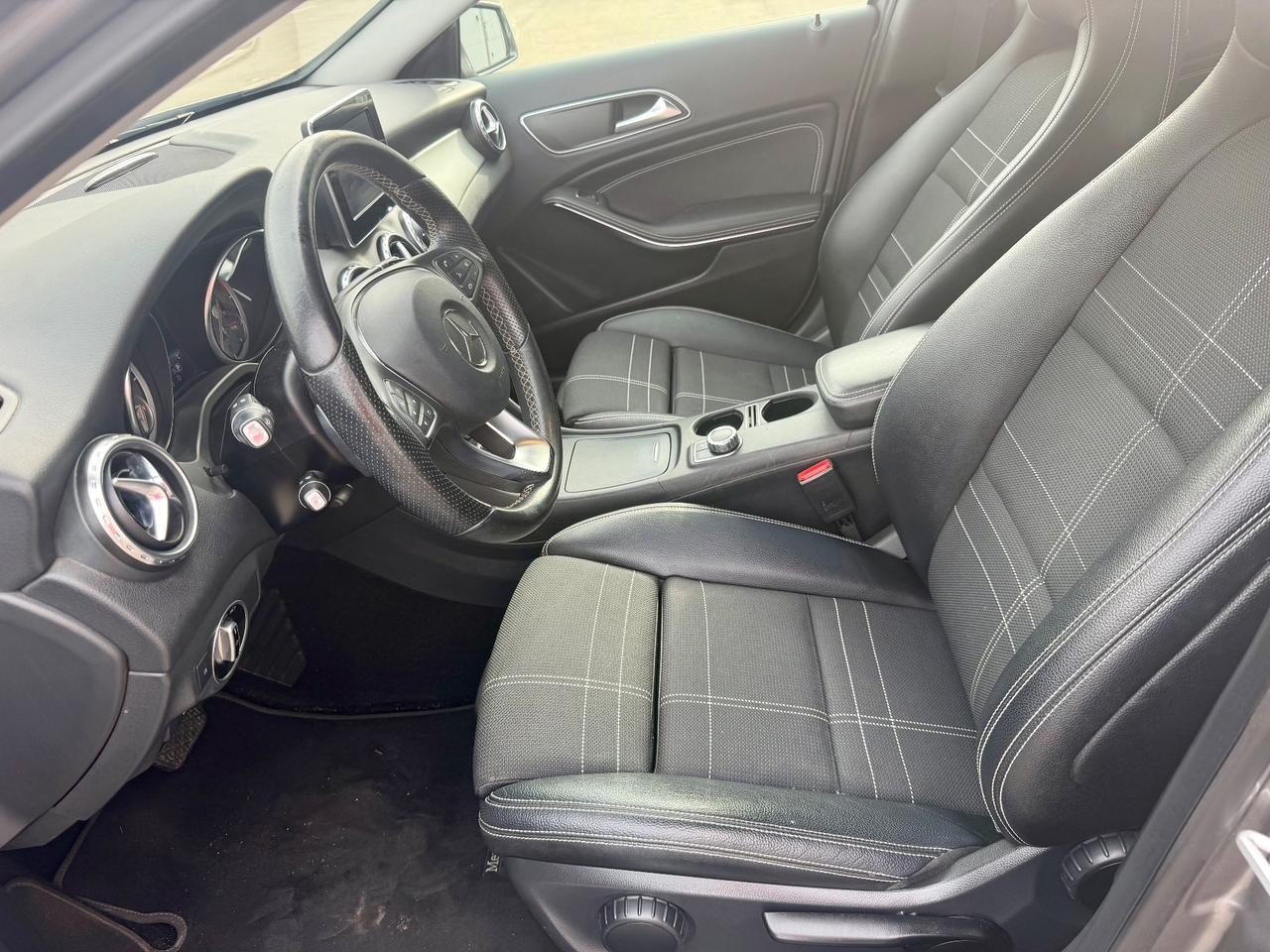 Mercedes GLA180d 197.000km 2016 euro6 neopatentati