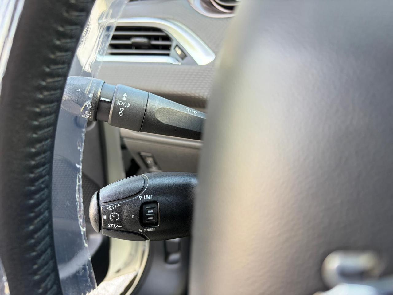 Peugeot 2008 1.4 HDi 68CV Access