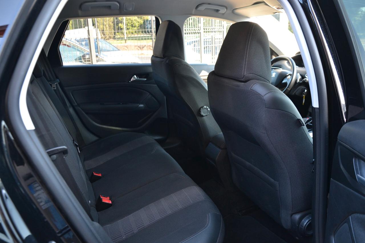 Peugeot 308 BlueHDi 130 S&S EAT8 SW Allure