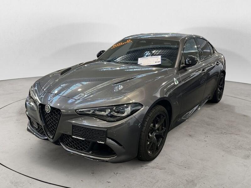 Alfa Romeo Giulia 2.9 V6 520 CV Quadrifoglio AT8