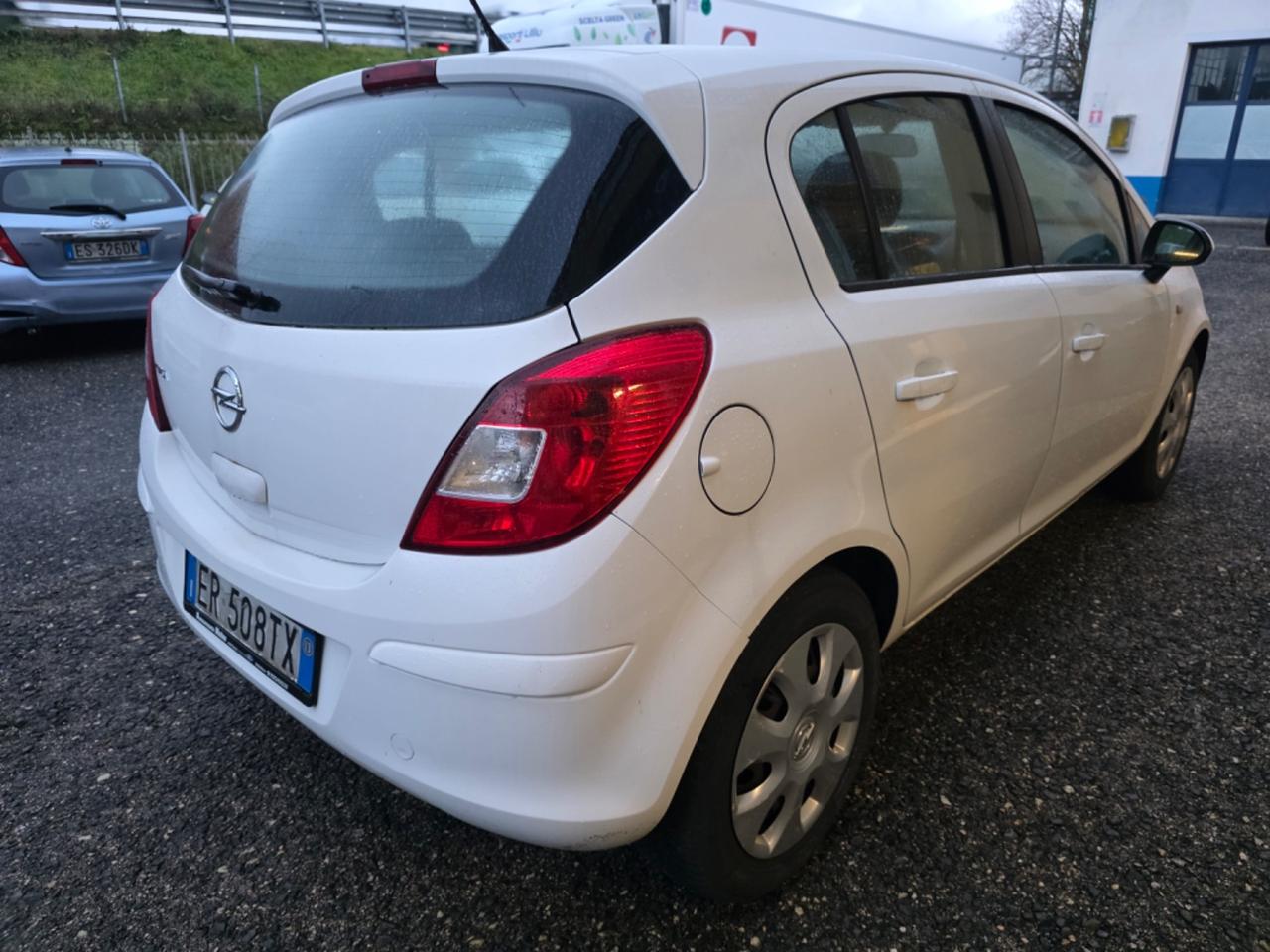 Opel Corsa 1.2 85CV 5 porte GPL-TECH Edition