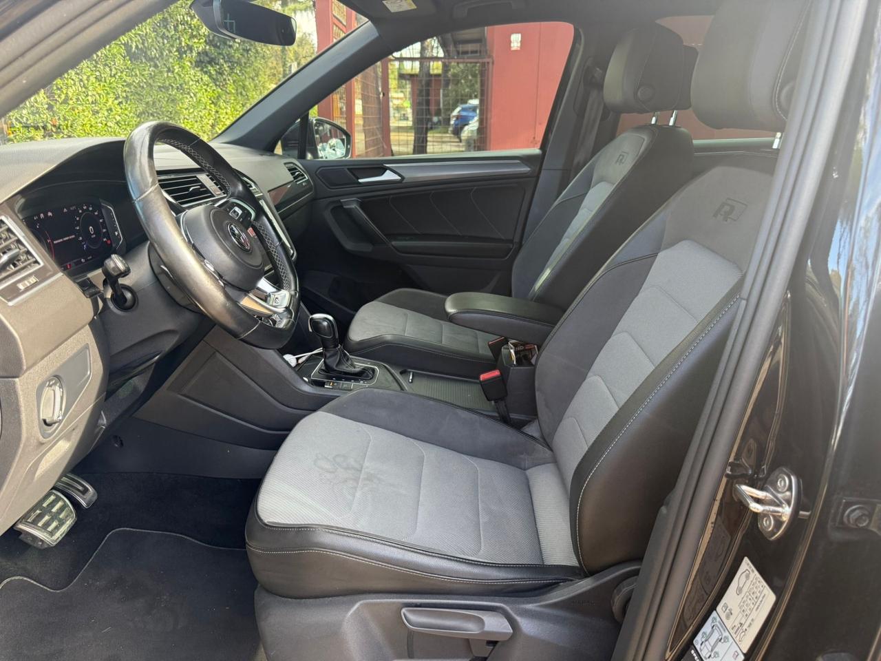 Volkswagen Tiguan 2.0 TDI SCR DSG Advanced R-LINE FULL LED *promo*