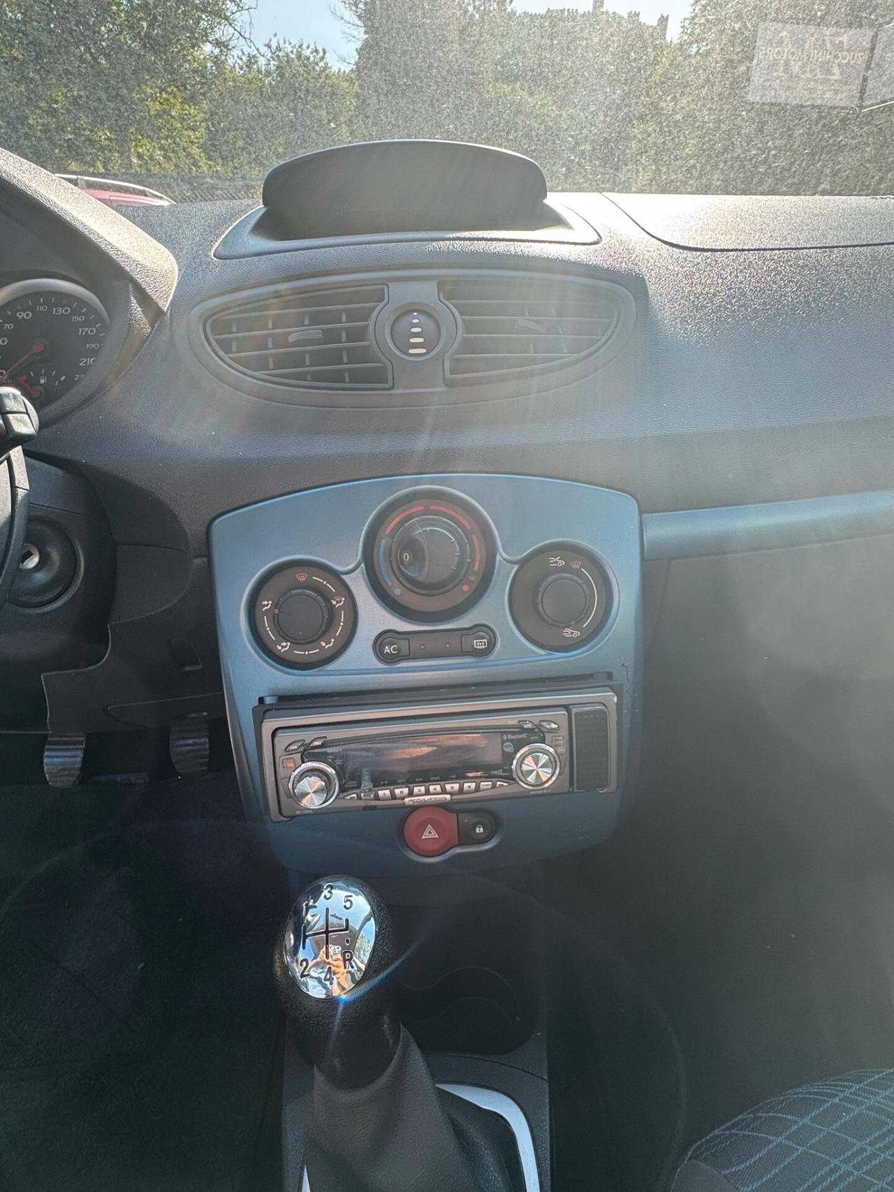 Renault Clio 1.2 16V 5 porte Le Iene
