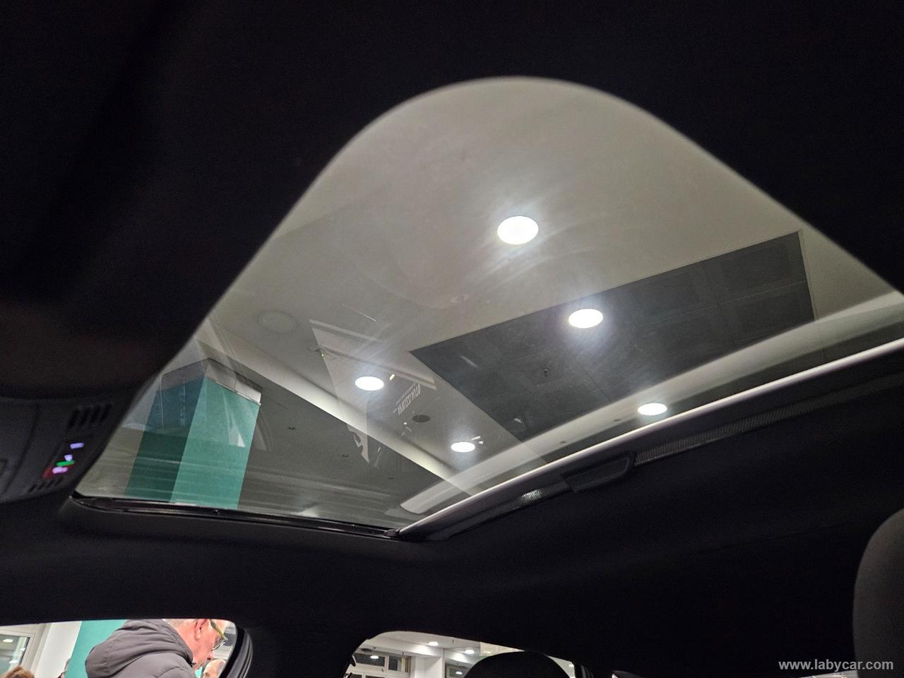 VOLKSWAGEN Taigo 1.0 TSI 110 CV DSG R-Line