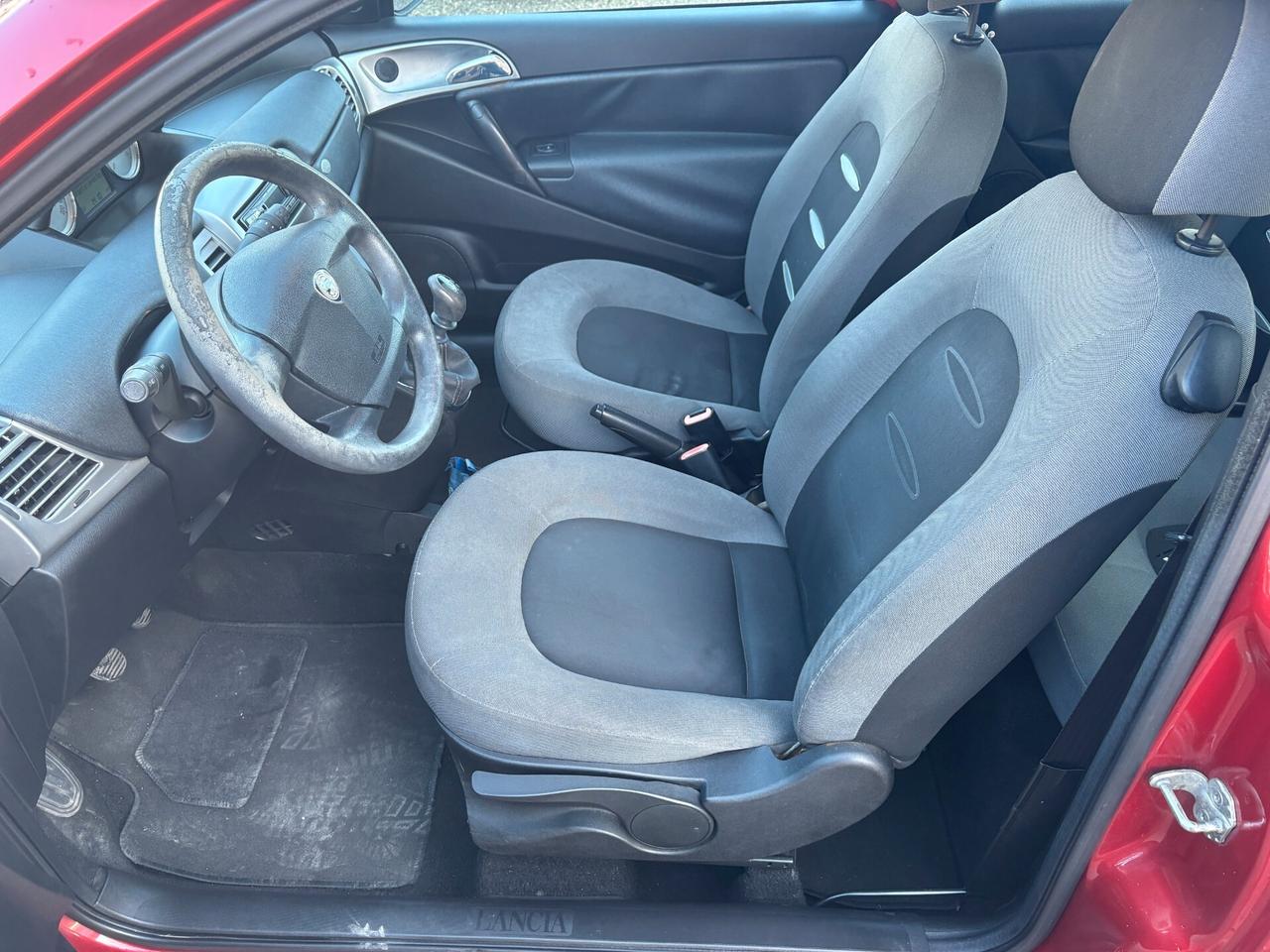 Lancia Ypsilon 1.2 GPL