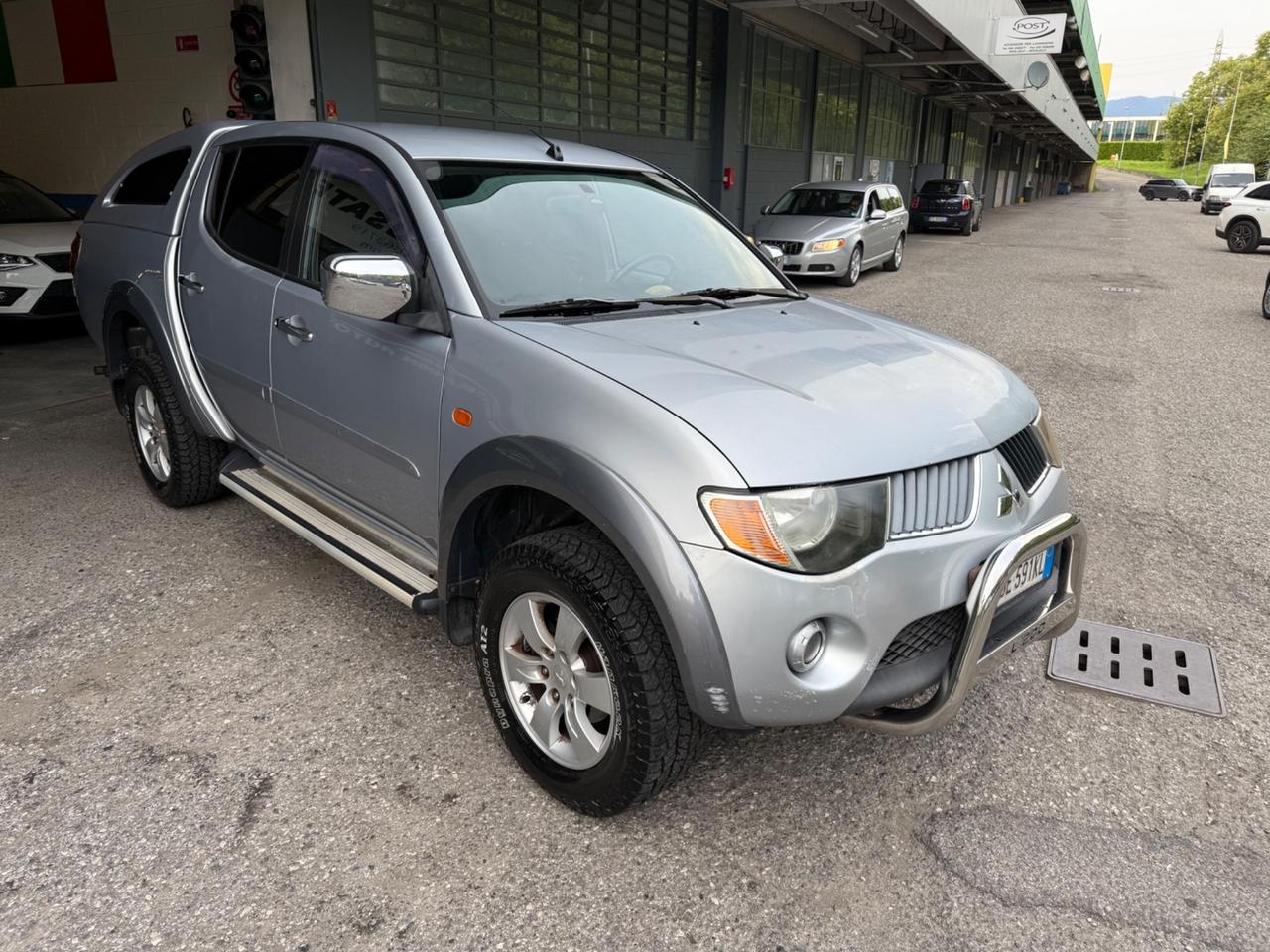 Mitsubishi L200 2.5 DI-D/136CV Double Cab Invite