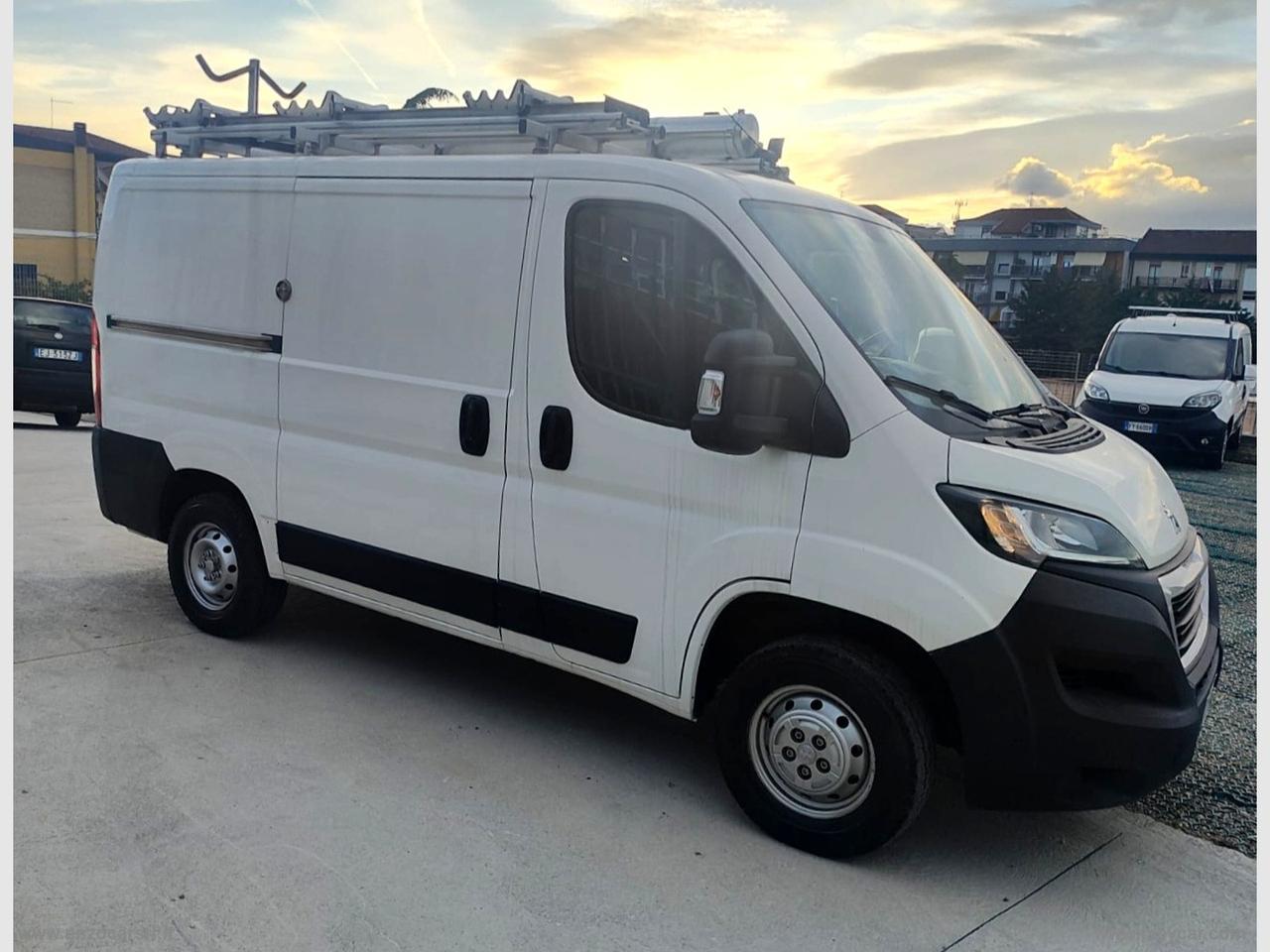 Boxer 330 BlueHDi 120 S&S PC-TN Furg.