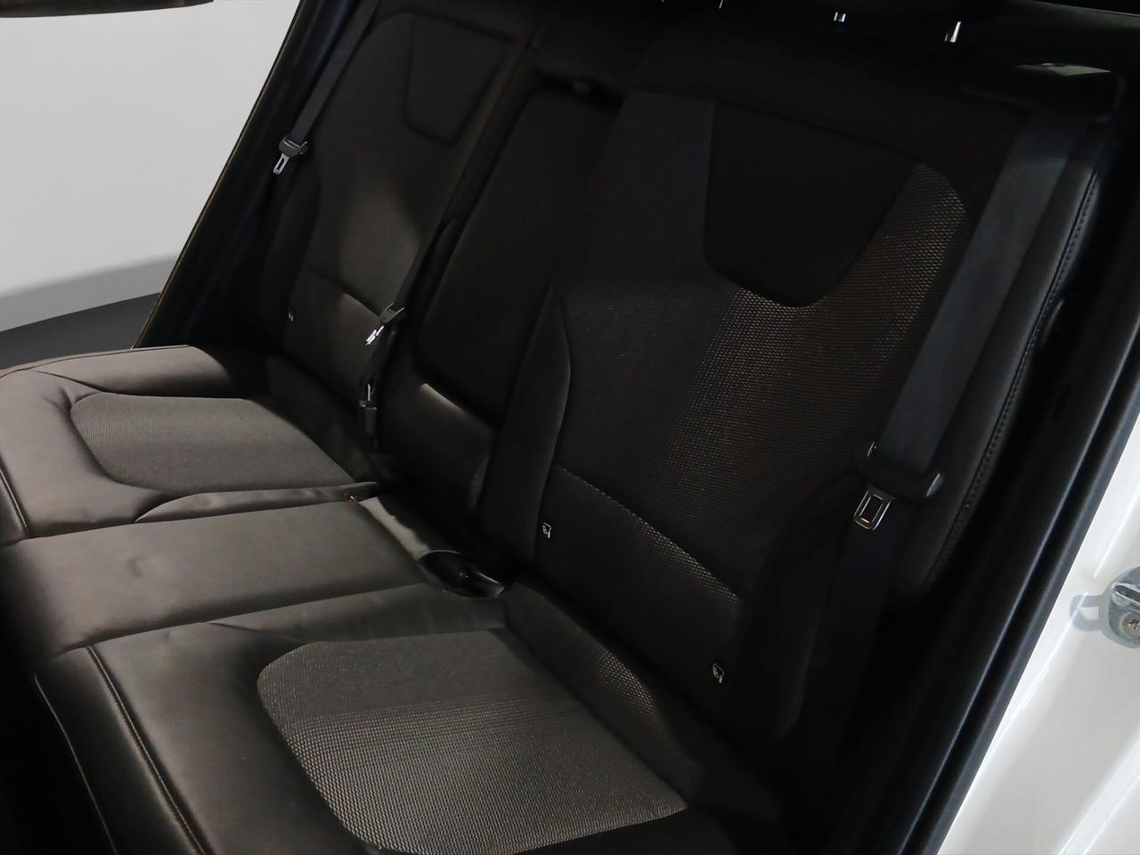 Kia Niro 1.6 GDi DCT HEV Evolution 141CV