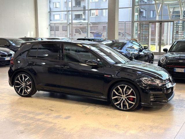 VOLKSWAGEN Golf GTI Performance 2.0 DSG -19"-Camera-DYnaudio-Keyless