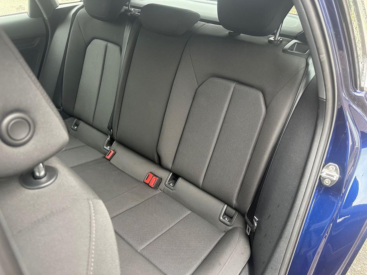 Audi A3 S Line Edition 1.5 30 g-tron #5730