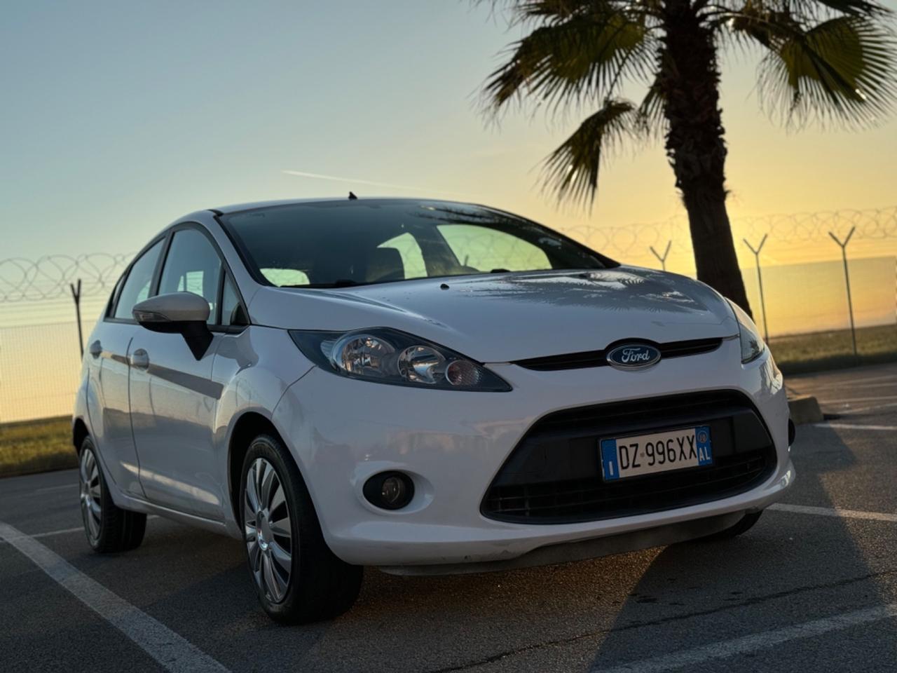 Ford Fiesta 1.2 BENZINA 82 CV CON SOLI 83.000 KM REALI