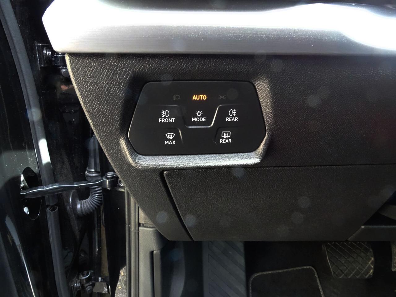 SEAT Leon 1.4 e-HYBRID 204 CV DSG FR PLUG IN *UNIPRO*