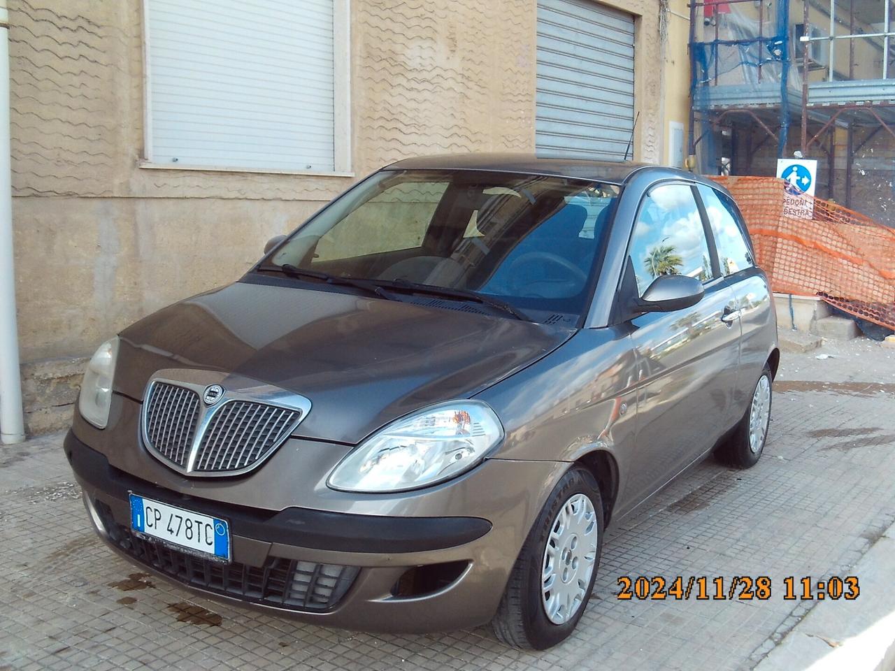 Lancia Ypsilon 1.2 Argento