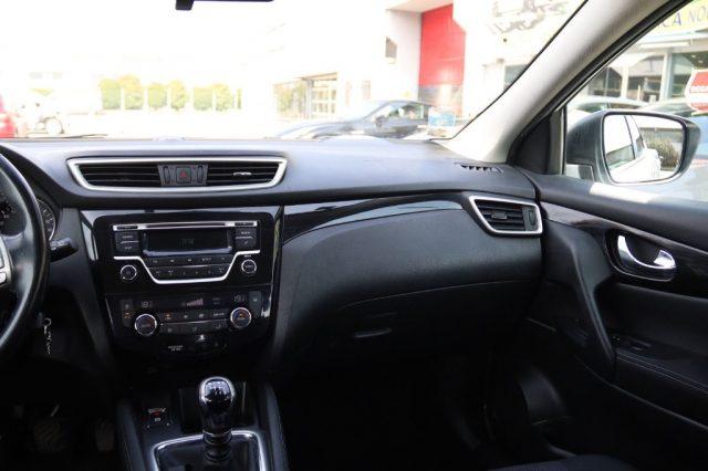 NISSAN Qashqai 1.2 DIG-T