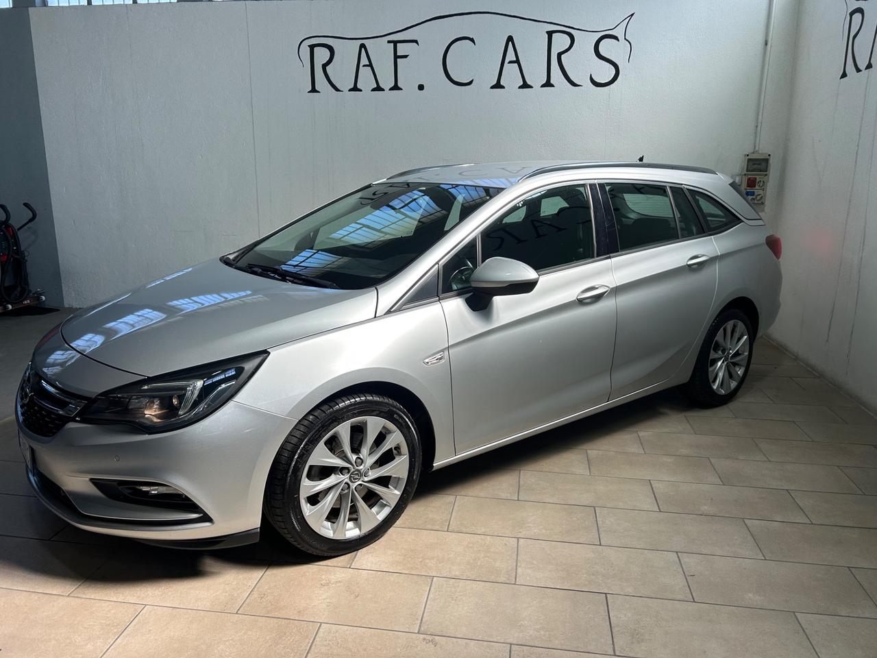 Opel Astra 1.6 CDTi 136CV aut. Sports Tourer Innovation