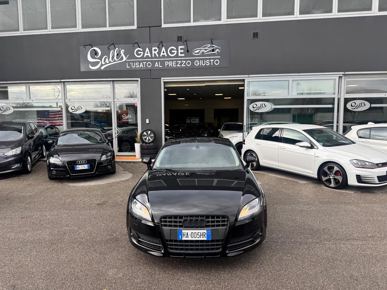 Audi TT Coupé 1.8 TFSI Black