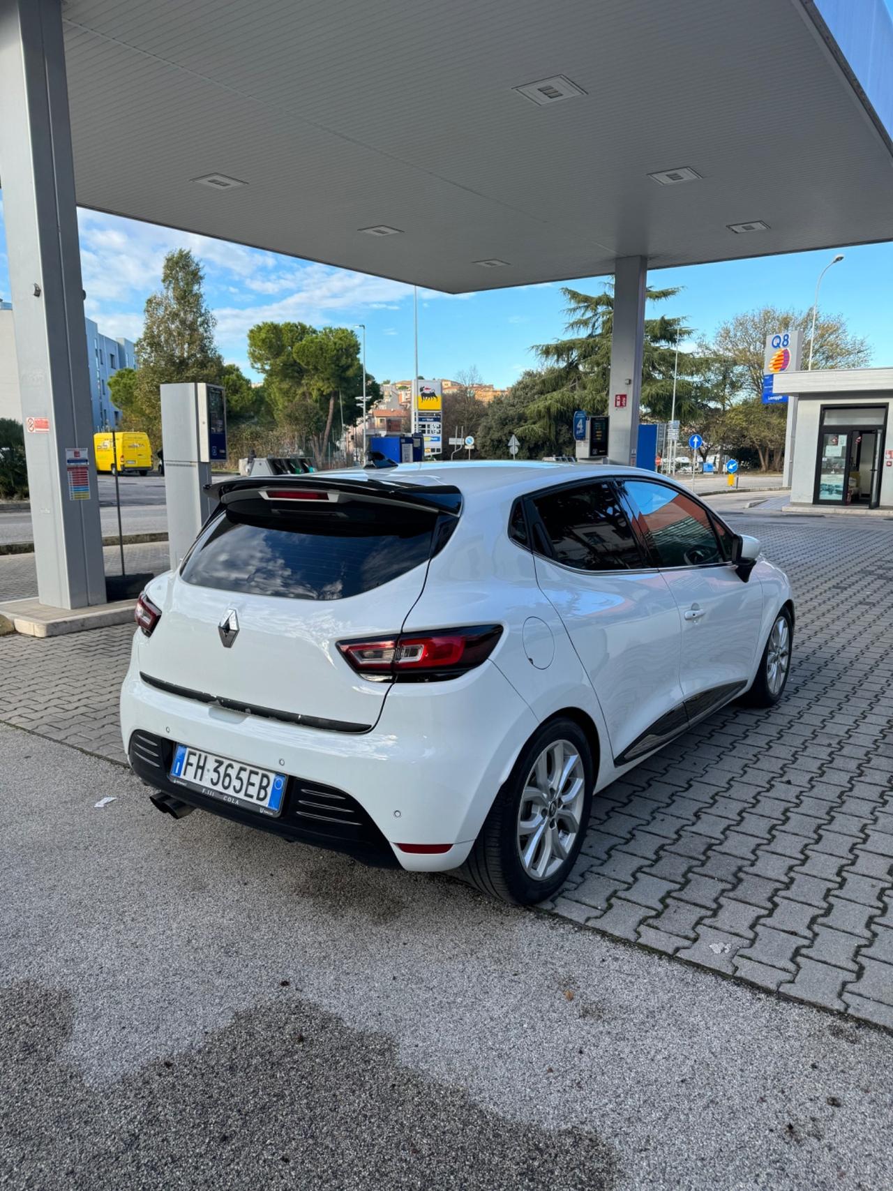 Renault Clio dCi 8V 90 CV NEOPATENTATI