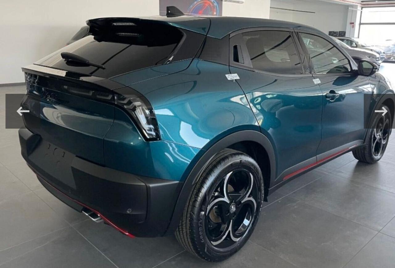 Alfa Romeo Junior 1.2 145 CV Hybrid eDCT6 Speciale