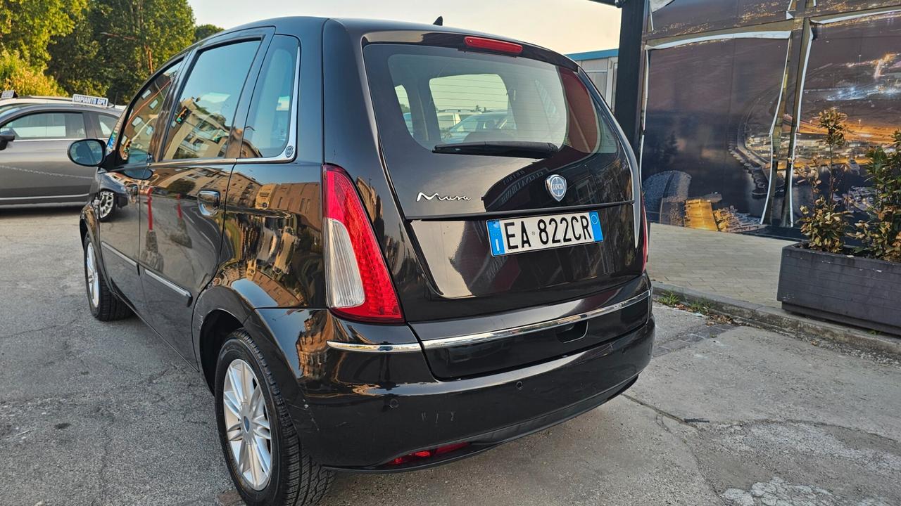 Lancia MUSA 1.6 Multijet Poltrona Frau
