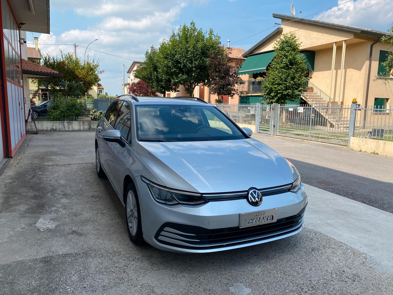 Volkswagen Golf Variant Golf Variant 2.0 TDI SCR DSG Life - CAMBIO AUTOMATICO