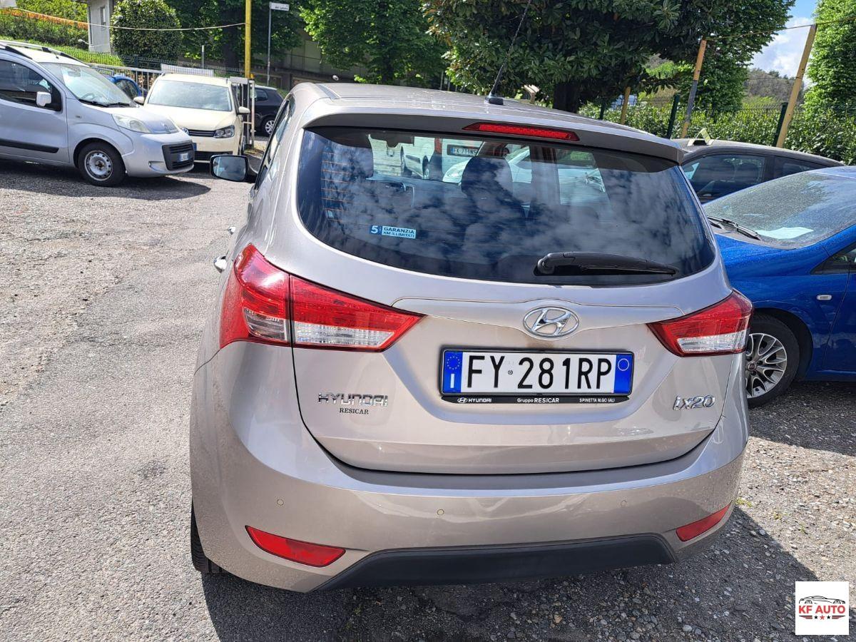 HYUNDAI - iX20 - 1.6 MPI APP MODE