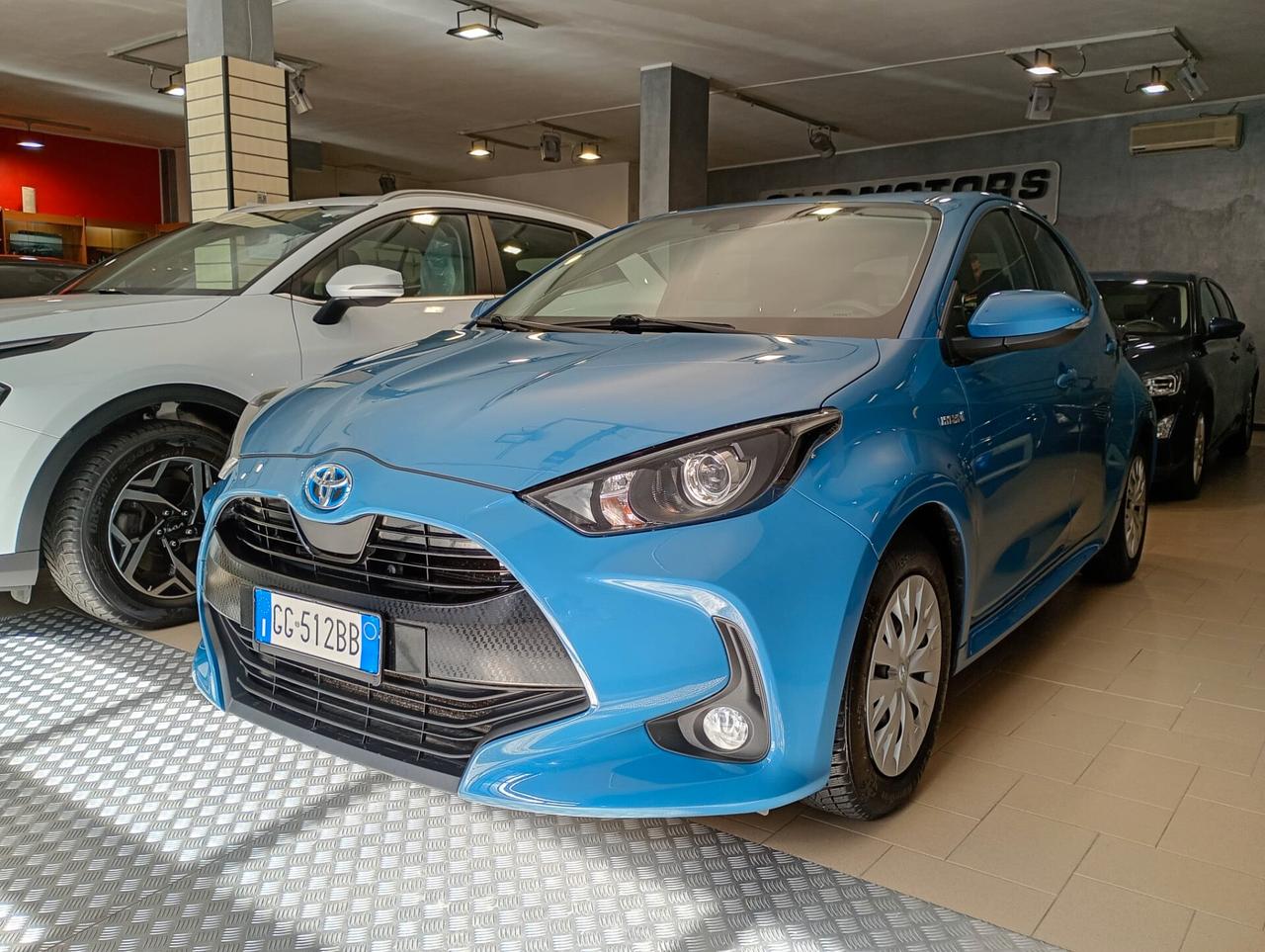 oyota Yaris Hybrid Business 1.5 Automatico €14.500 KM Certificati