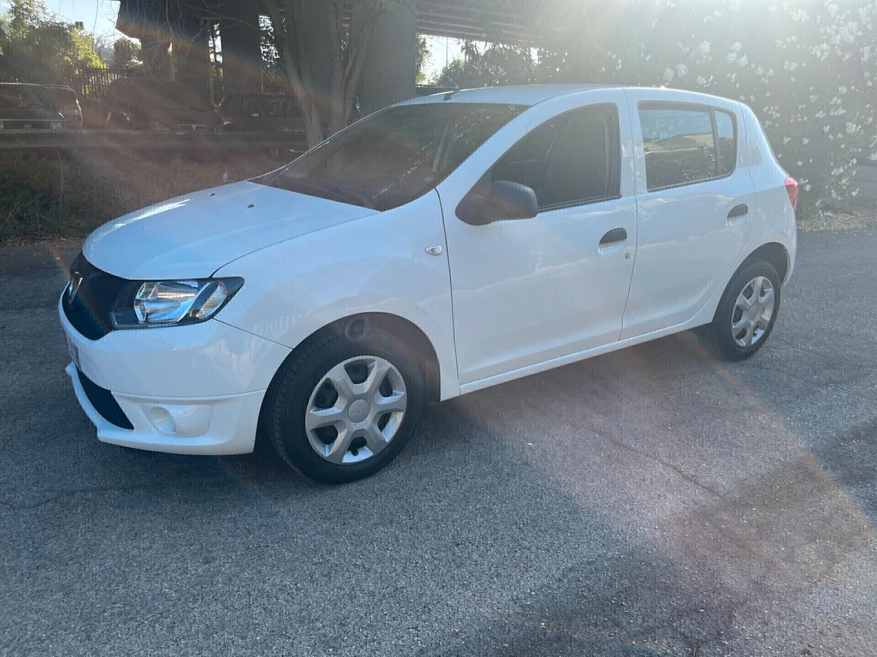 Dacia Sandero 1.2 GPL 75CV Lauréate Garantita