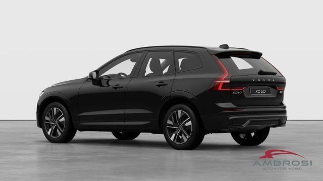 VOLVO XC60 B5 AWD Mild hybrid Benzina Plus Dark