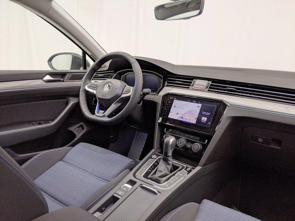 VOLKSWAGEN Passat Variant 1.4 GTE DSG Plug-In-Hybrid del 2019