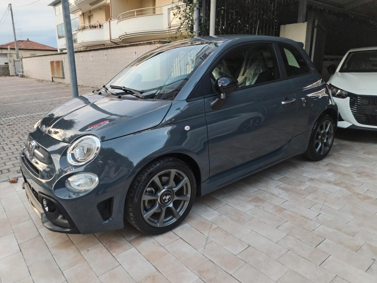 Abarth 595 1.4 Turbo T-Jet 145 CV