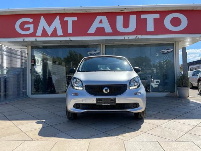 SMART ForFour 1.0 71CV TWINAMIC VETTURA PER NEOPATENTATI