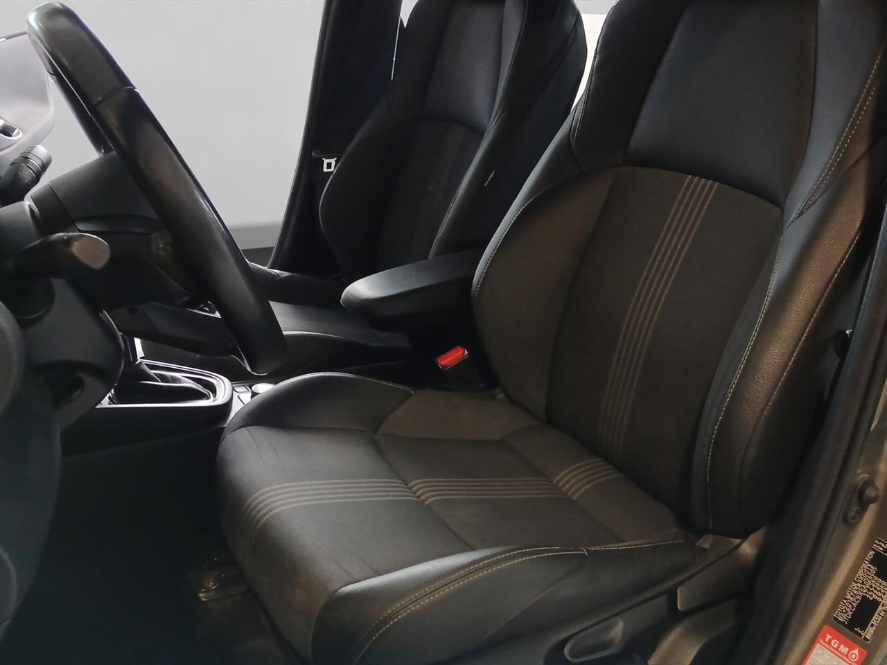 Toyota Yaris Cross 1.5 Hybrid 5p. E-CVT AWD-i Adventure