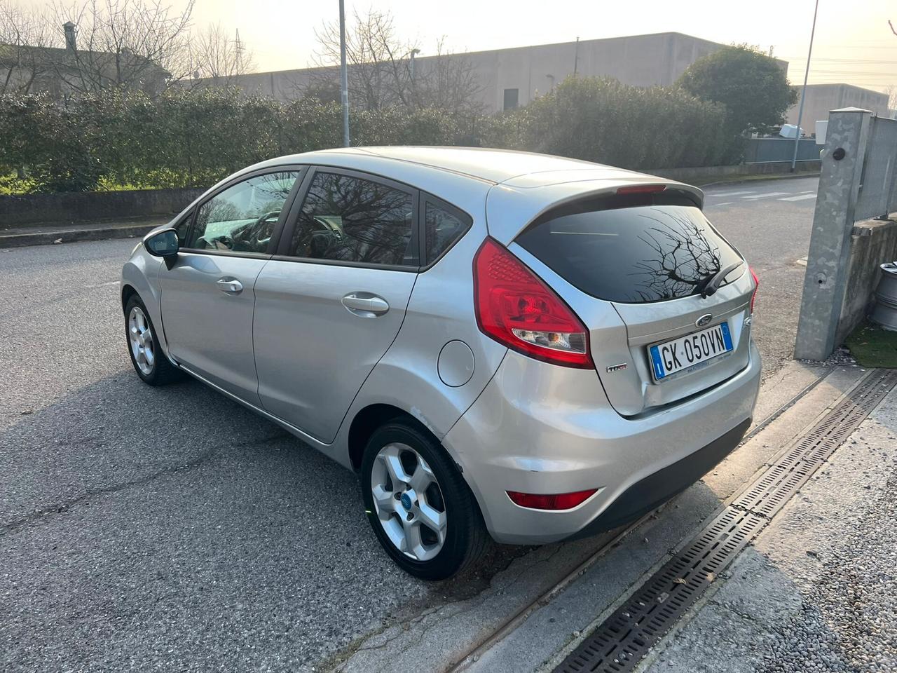 Ford Fiesta 1.5 TDCi 75CV 5 porte Titanium