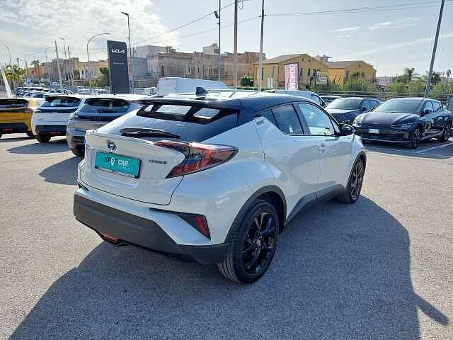 Toyota C-HR 1.8 Hybrid E-CVT Lounge