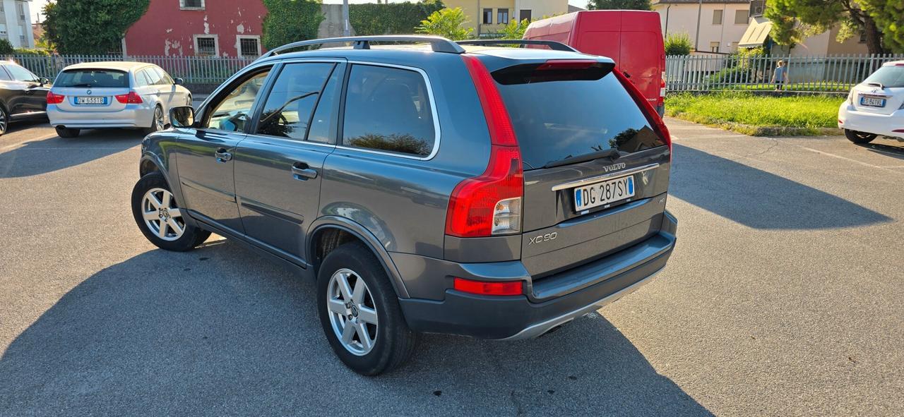 Volvo XC 90 XC90 2.4 D5 185 CV aut. AWD Executive