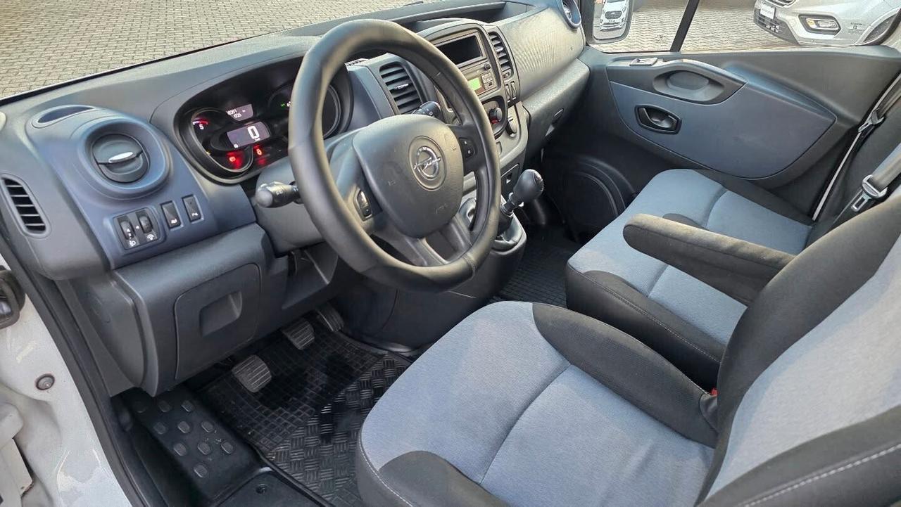 Opel Vivaro 1.6 dCi BiTurbo 125CV 9 posti Nazionale