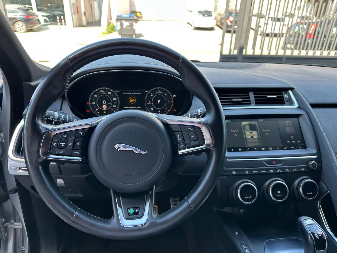 Jaguar E-Pace 2.0D 180 CV AWD aut. R-Dynamic HSE