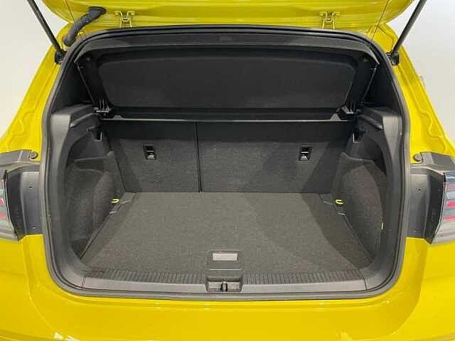 Volkswagen T-Cross Mark 1 Facelift (2024) 1.0TSI 115CV R-Line - IVA ESPOSTA/NEOPATENTATI